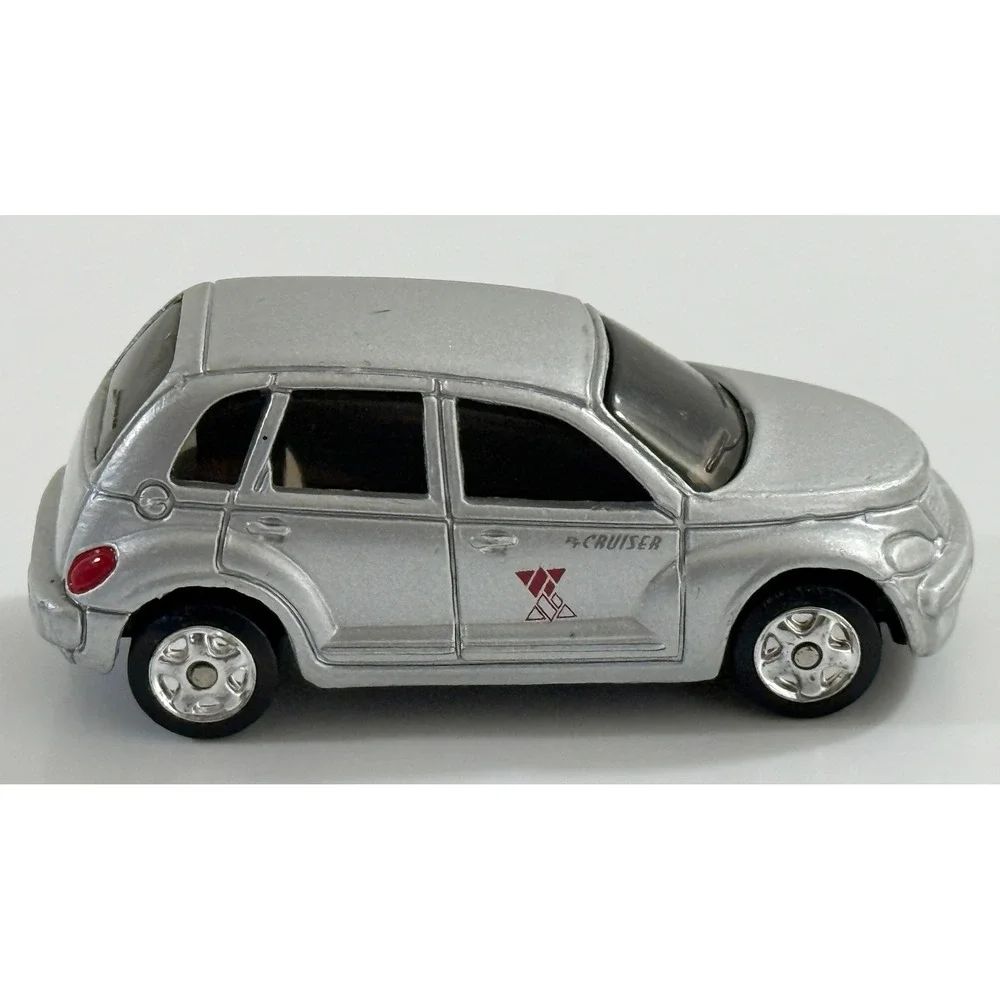Maisto Chrysler PT Cruiser Kids 1/64 Silver Die-Cast Toy‎ Car Model
